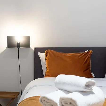 Inviting And Bright 7-person In Apartment Antwerpen