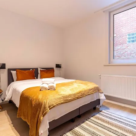 Inviting And Bright 7-person In Apartment