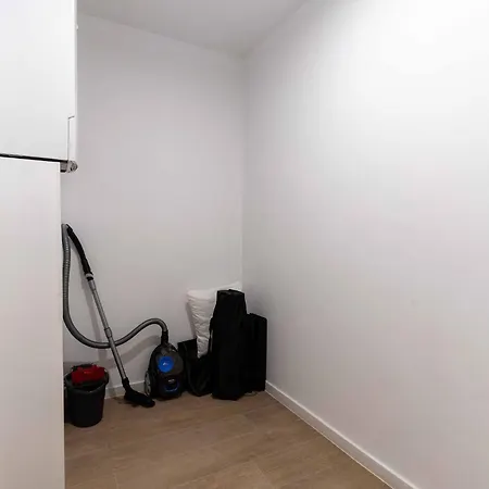 Inviting And Bright 7-person In *